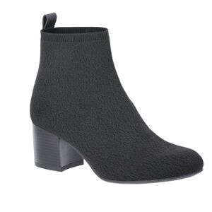 Time and Tru Women's Comfort Stretch Knit Heeled Booties NWT